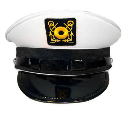 casquette de capitaine avec visière noire