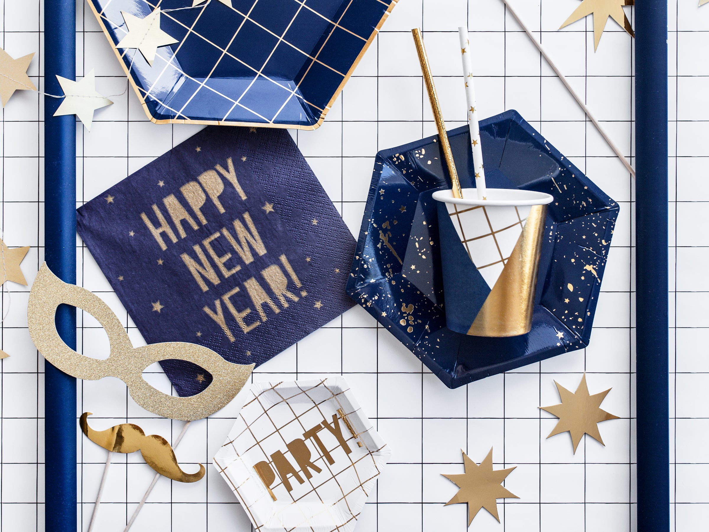 8 accessoires dorés pour photobooth - Happy New Year Collection