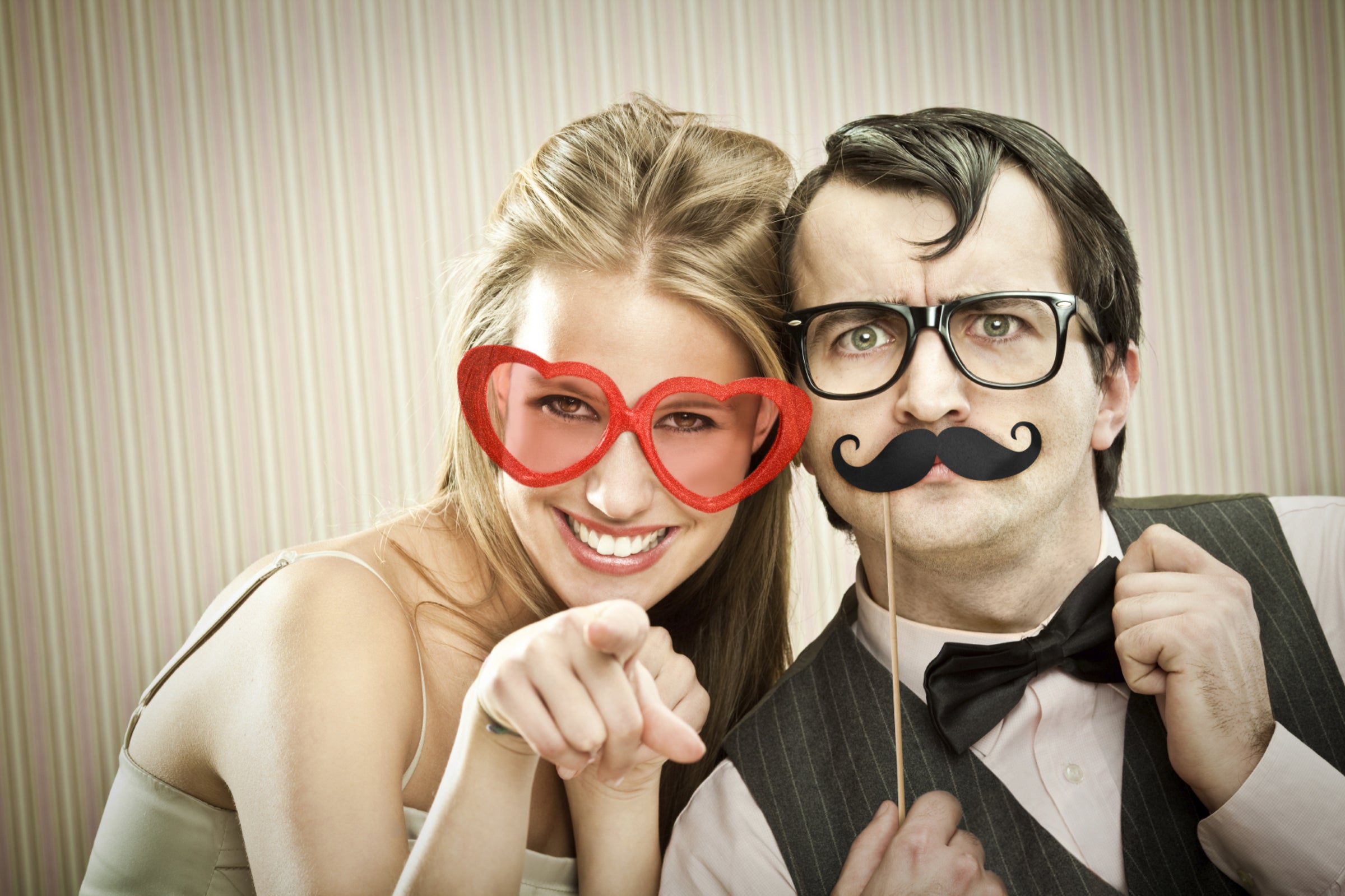 6 moustaches pour photobooth