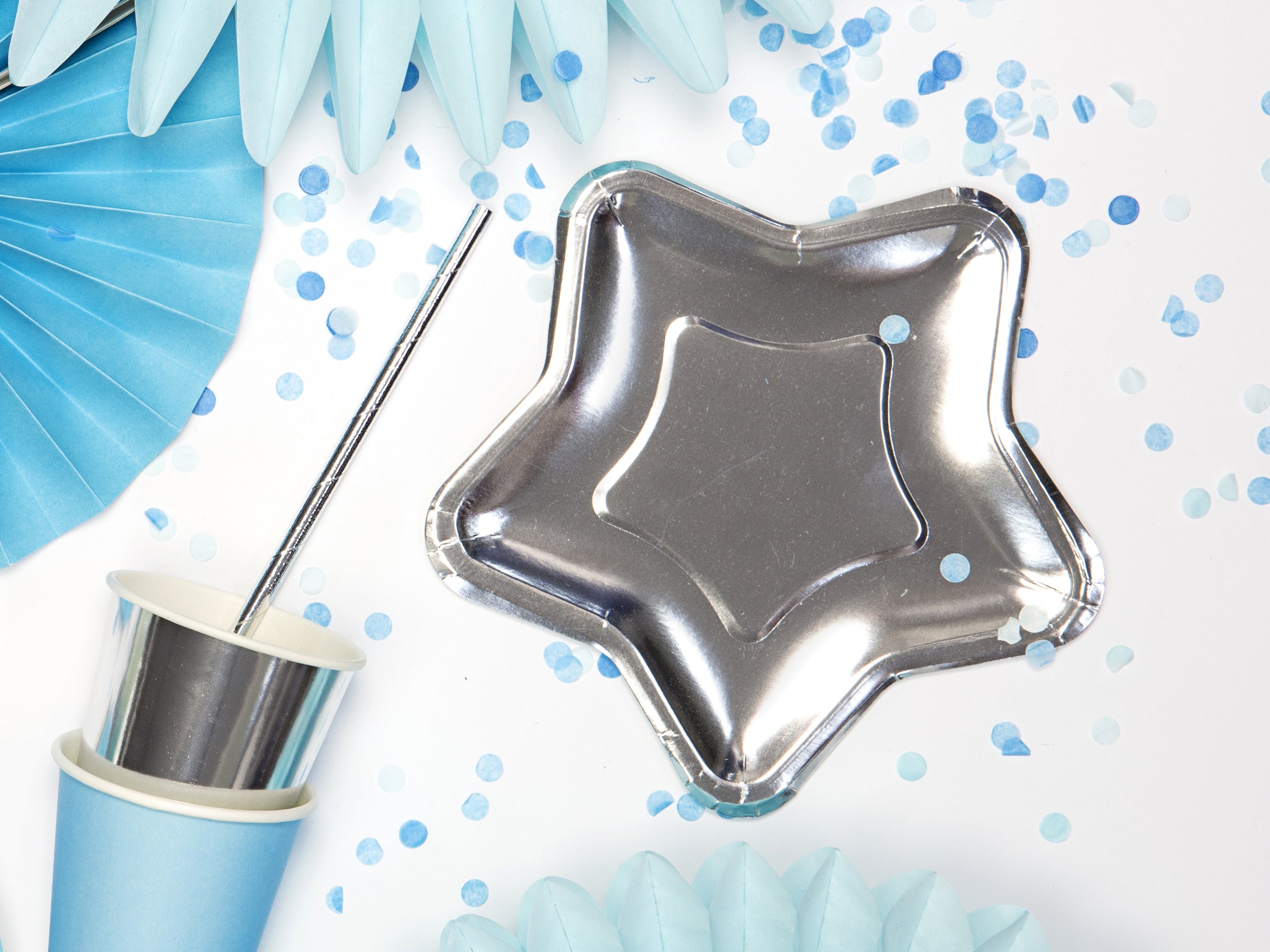 6 assiettes argentées en forme d'étoile en carton - New Year’s Eve & Carnival