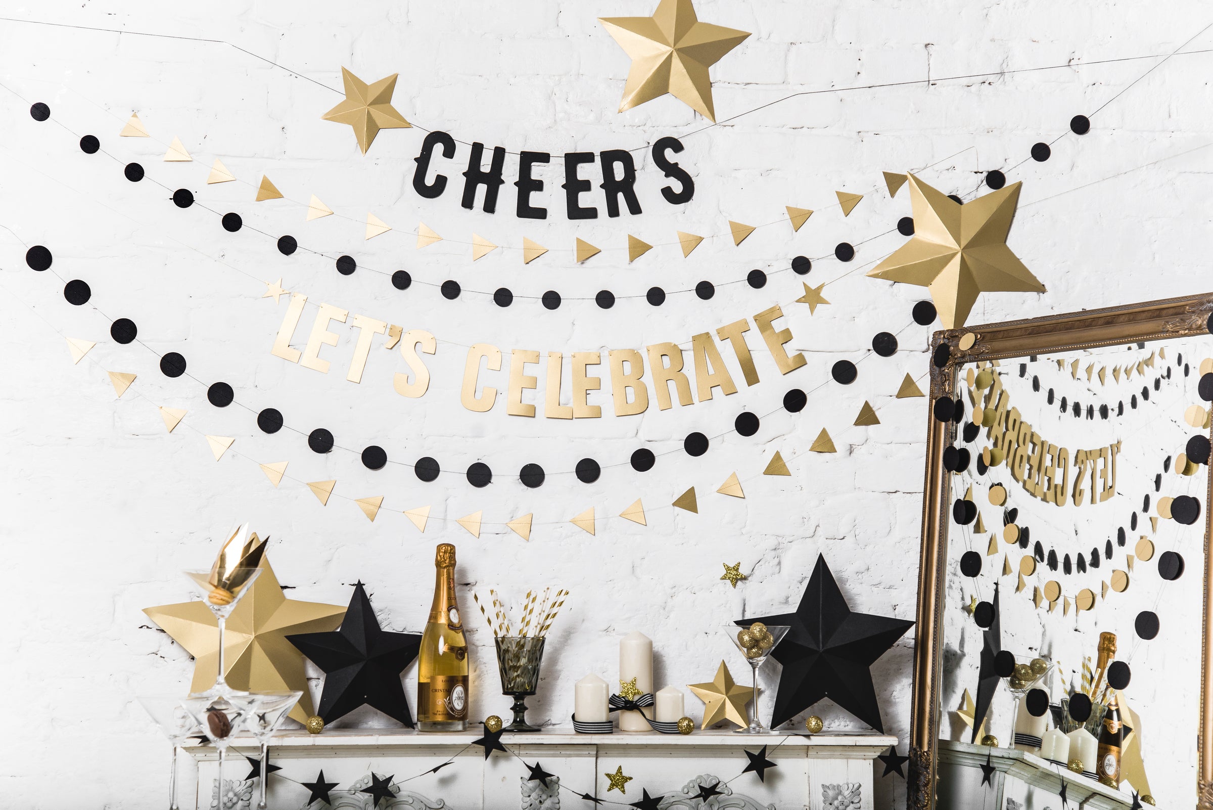 6 étoiles à suspendre variées dorées - Christmas