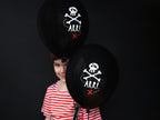 50 ballons en latex noirs avec tête de mort pirate (30 cm) - Pirates Party