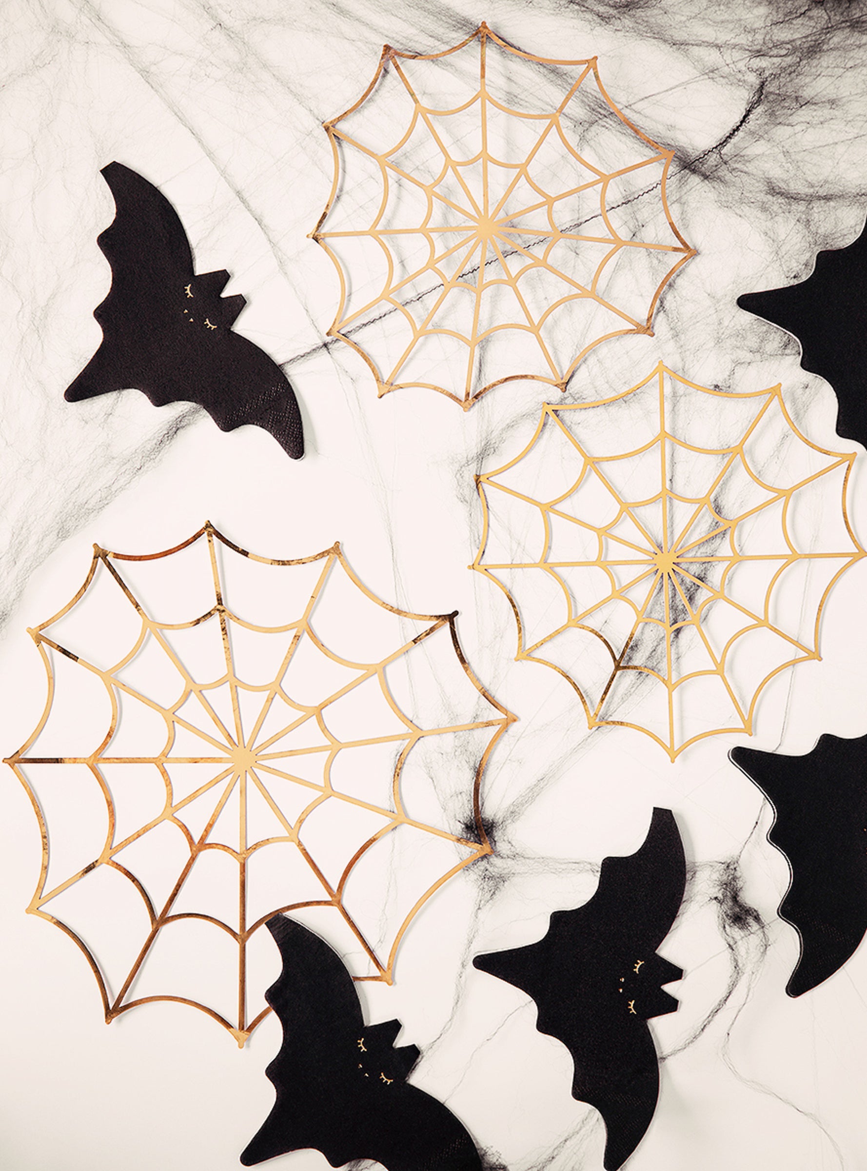 Toile d'araignée en papier doré