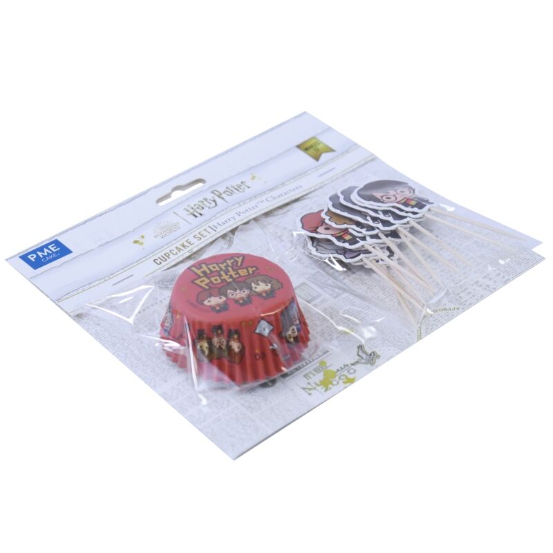 12 capsules à cupcake et 12 toppers des personnages Harry Potter