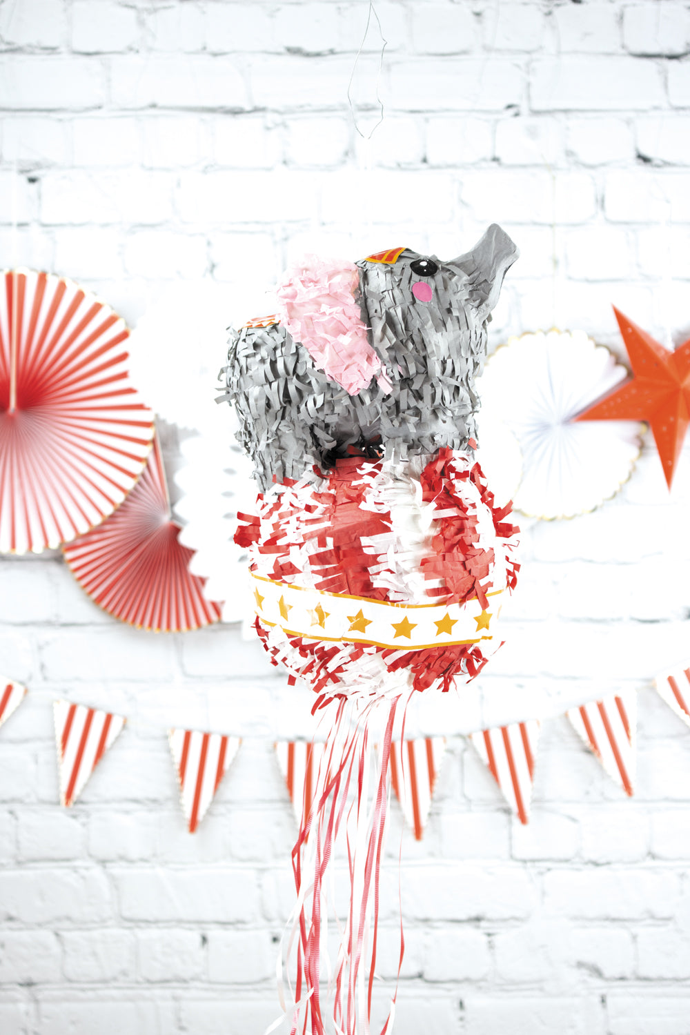 PINATA ELEPHANT VINTAGE CIRCUS