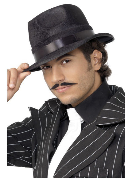 Chapeau de gangster indestructible