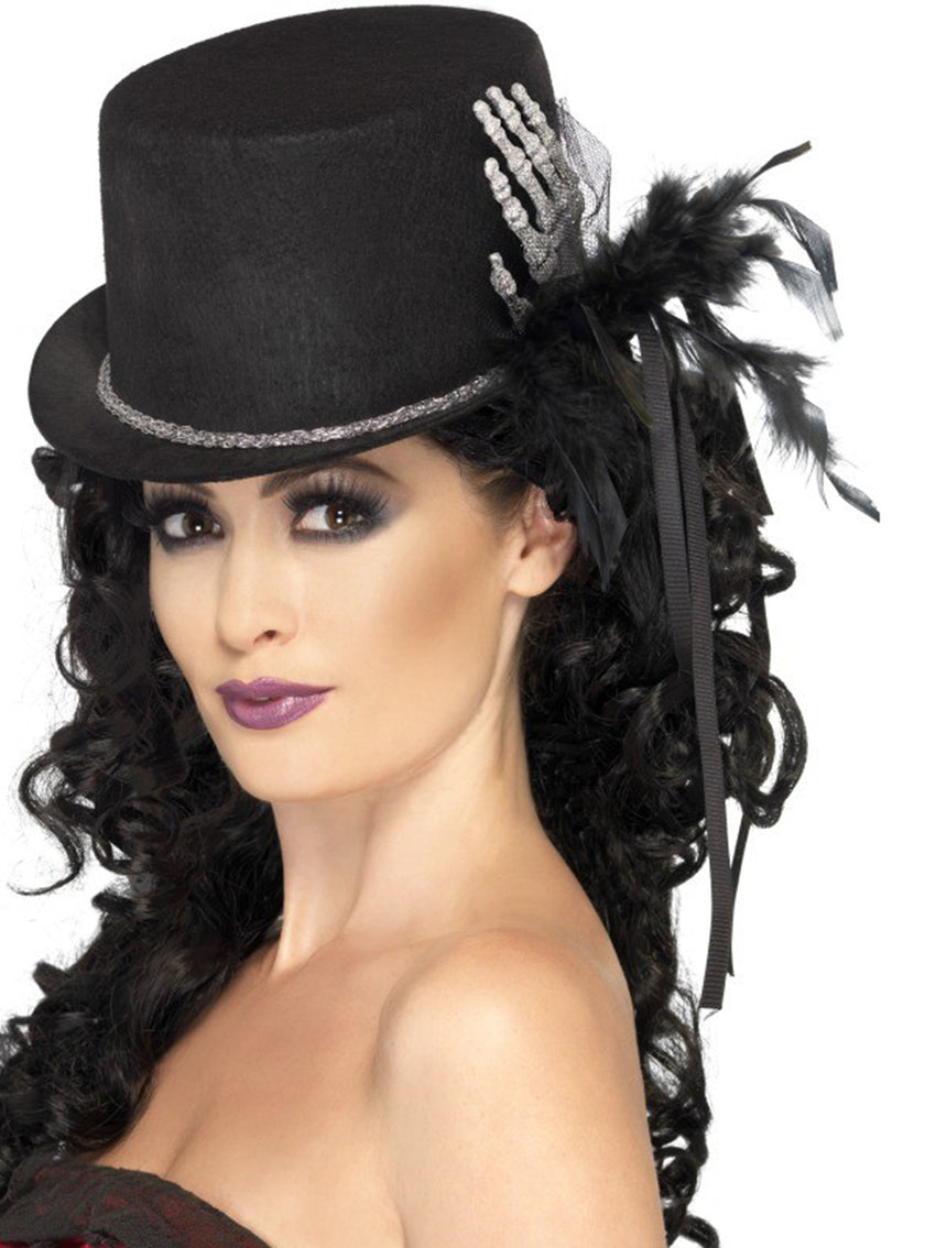 Chapeau ténébreux et élégant