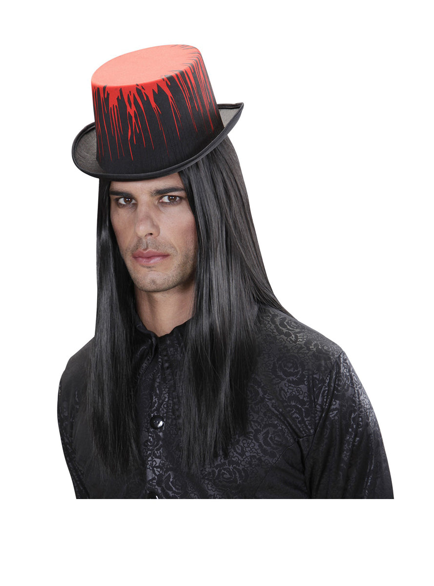 Chapeau melon ensanglanté