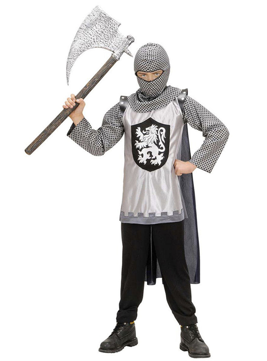 Hache médiévale vieilli