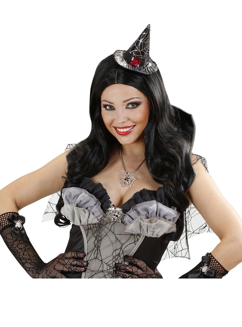 Broche toile d'araignée avec araignée morte