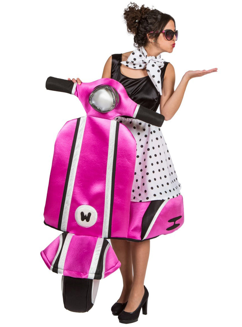 Déguisement fille des années 50 sur moto rose