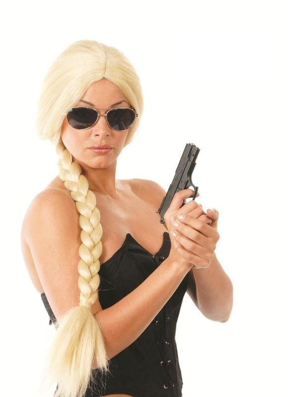 Perruque avec tresse blonde