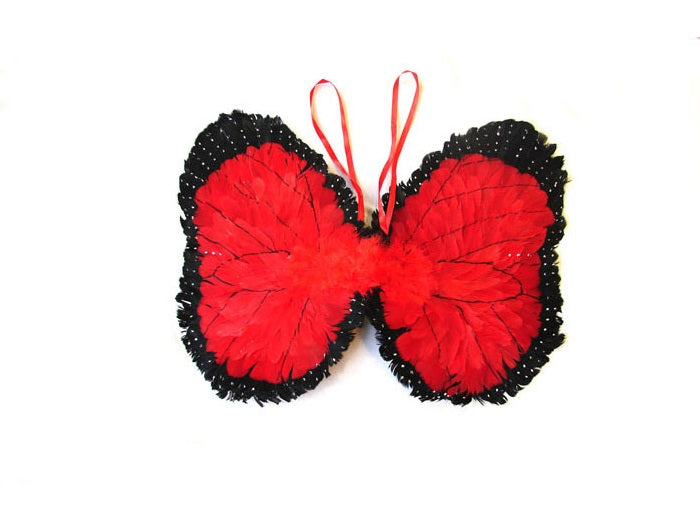ailes de papillon plumes rouge et noir 68cm