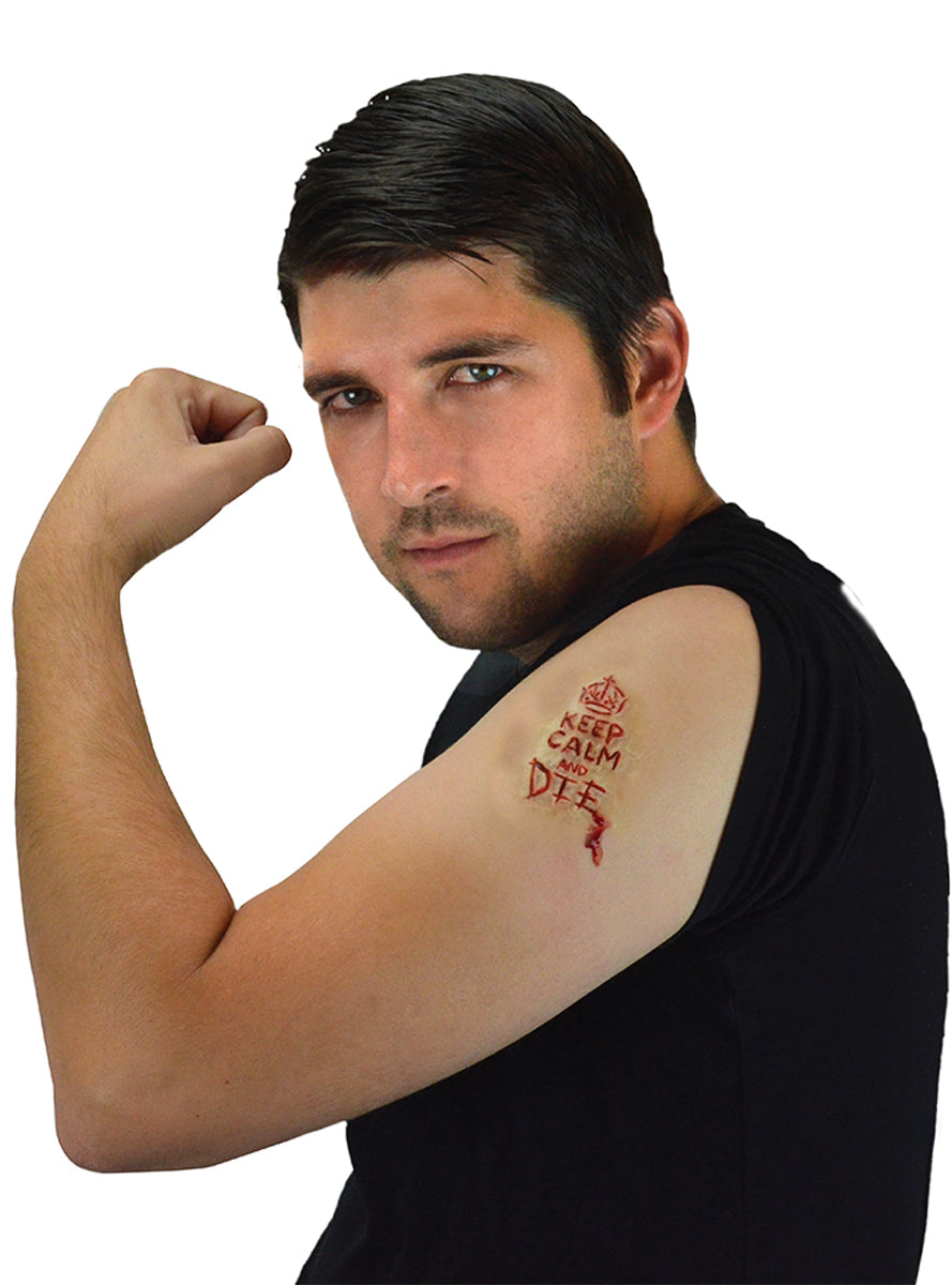 Prothèse Keem calm and die gravé dans la peau