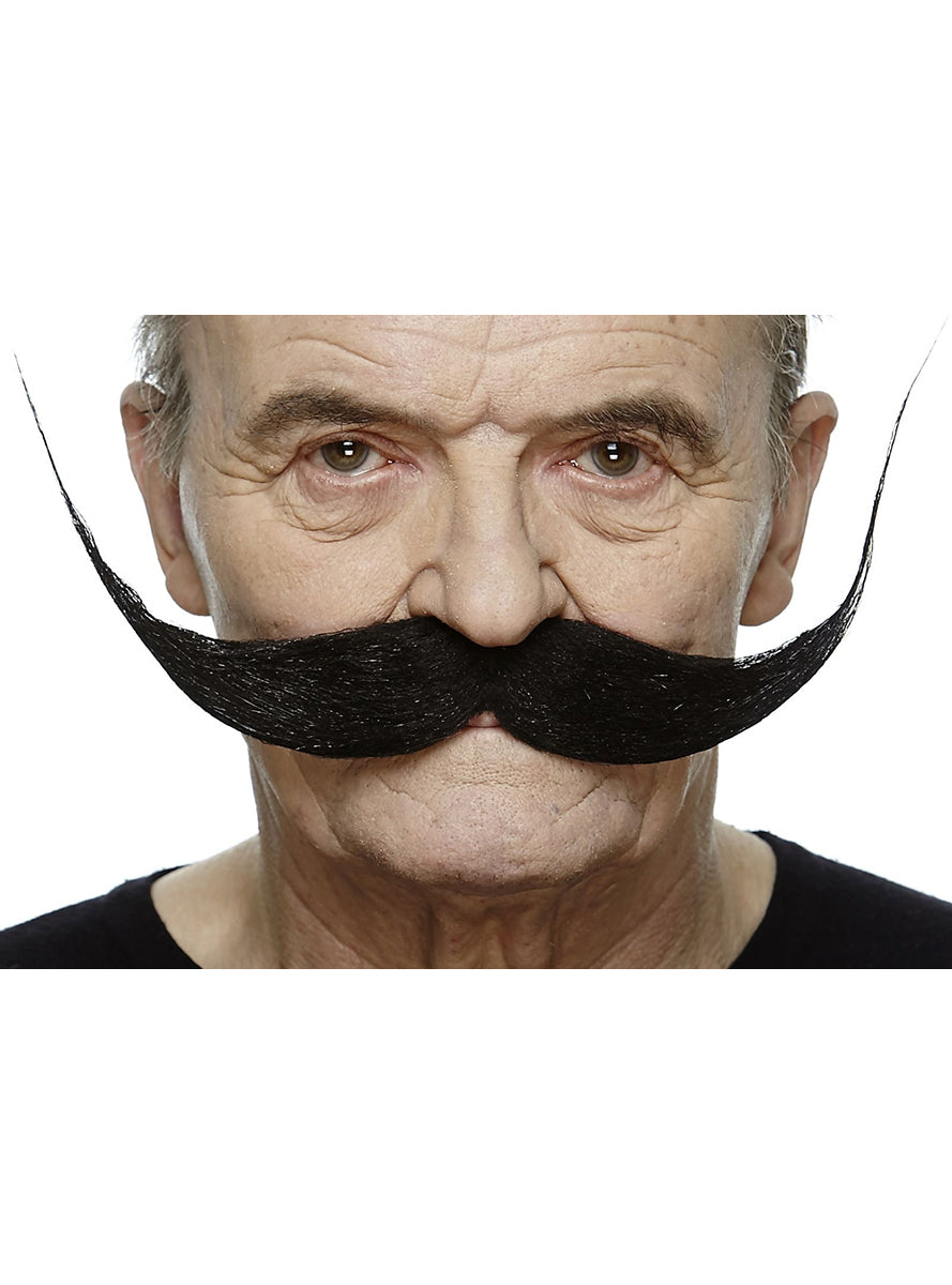 Moustache recoiffée noire homme