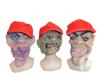 masque de monstre avec casquette rouge