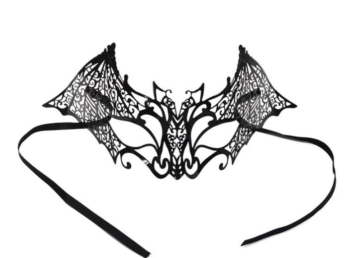 masque loup luxe métal motif chauve souris noir