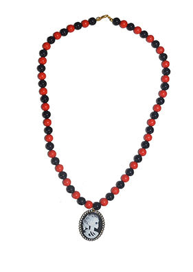 collier gothique traditionnel