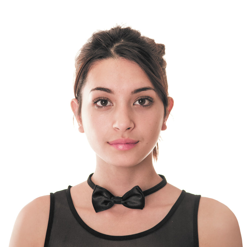 NOEUD PAP SATIN 8CM X 4CM NOIR