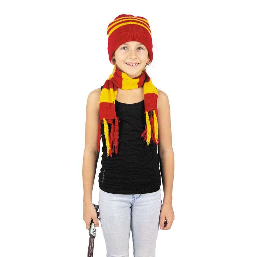 BONNET ET ÉCHARPE RAYÉS EN TRICOT