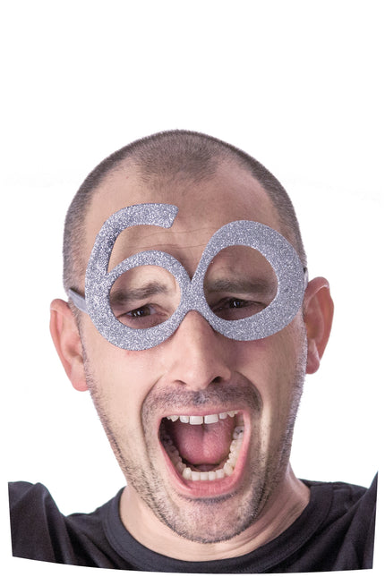 LUNETTES AGE 60