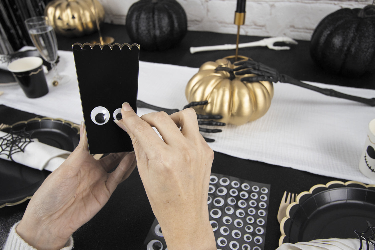 STICKERS YEUX MOBILES X 88