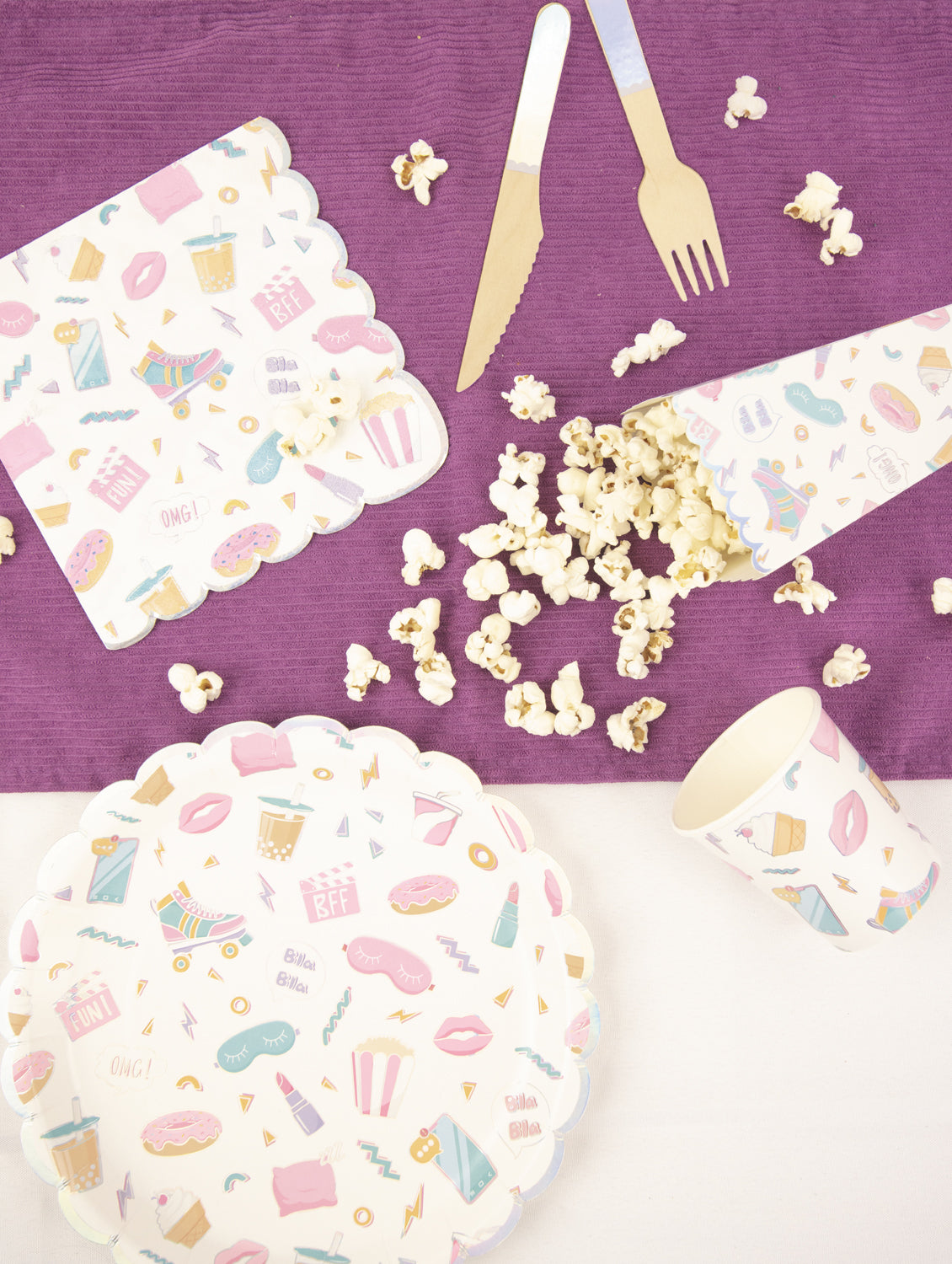 ASSIETTES FESTONNEES PYJAMA PARTY 23CM X 8