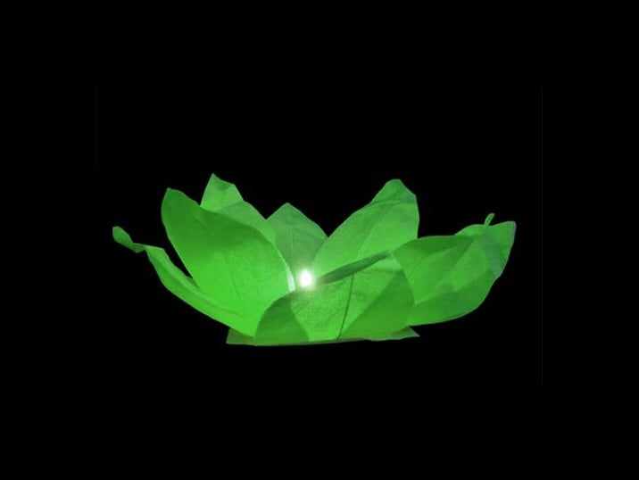 lanterne fleur de lotus flottante vert 30cm